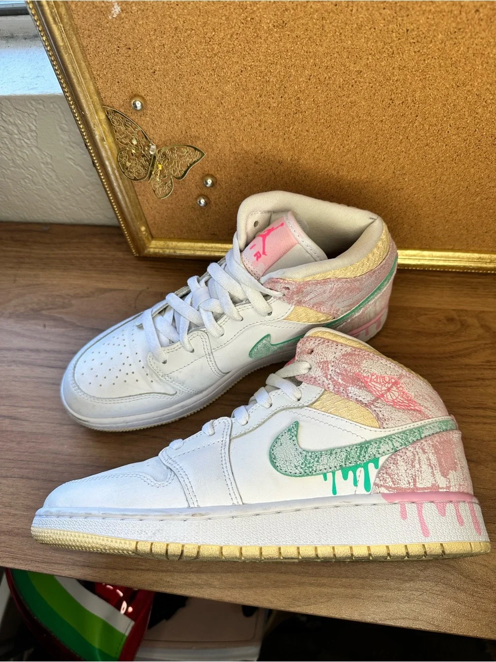 Nike Kids White Pink Teal High-Top Sneakers with Drip Swoosh